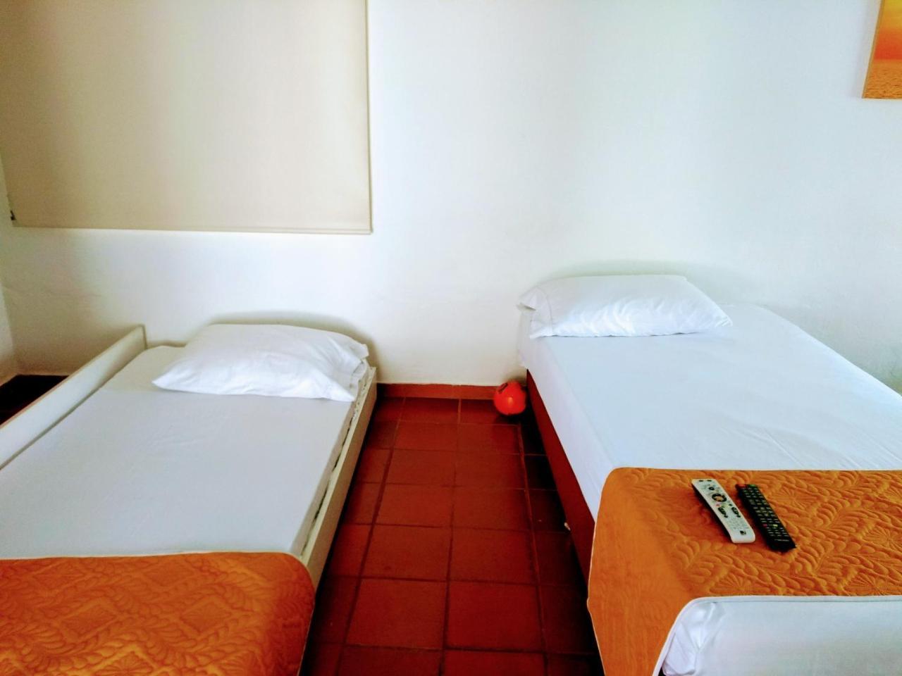 Hotel Playa By Marbar Hoteles Villeta Extérieur photo