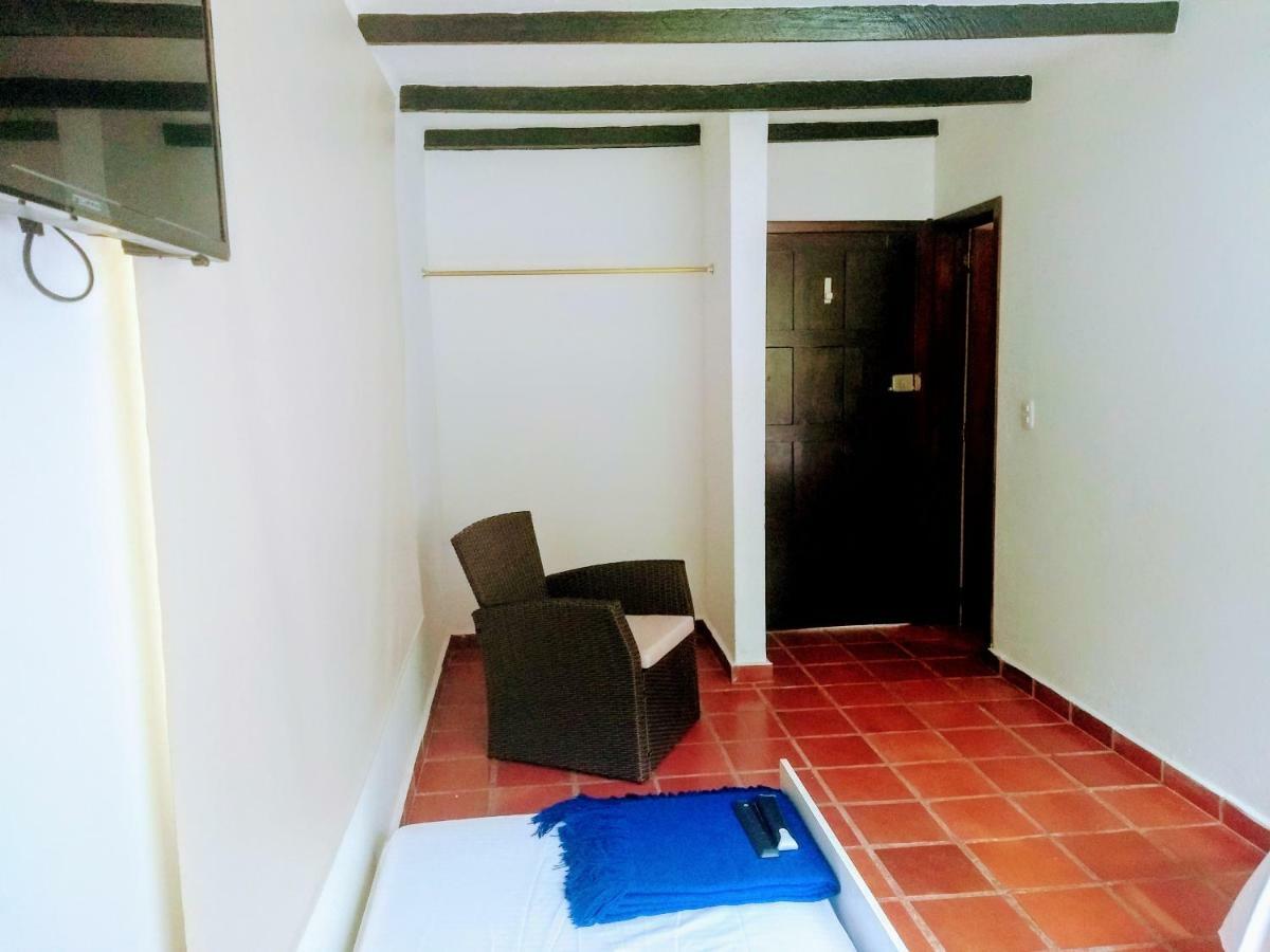 Hotel Playa By Marbar Hoteles Villeta Extérieur photo