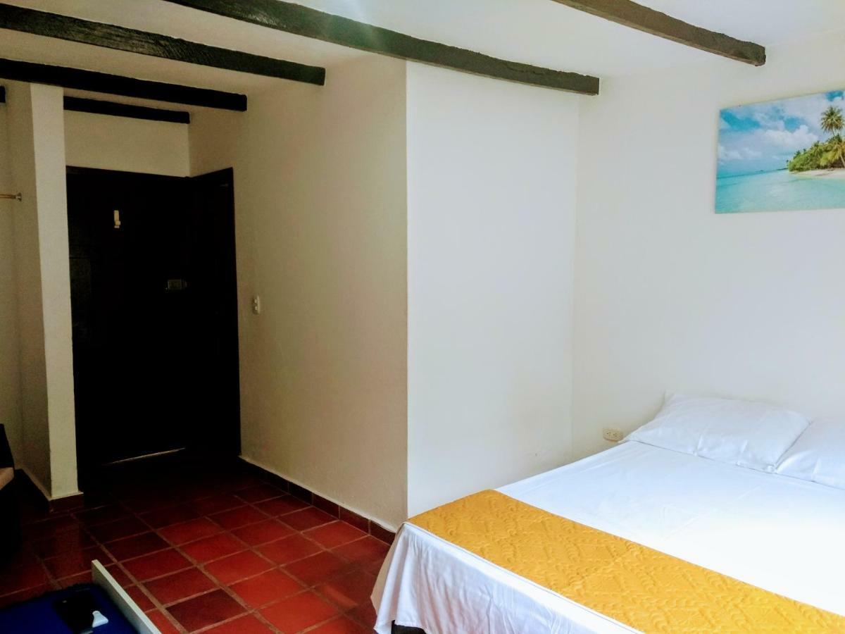 Hotel Playa By Marbar Hoteles Villeta Extérieur photo
